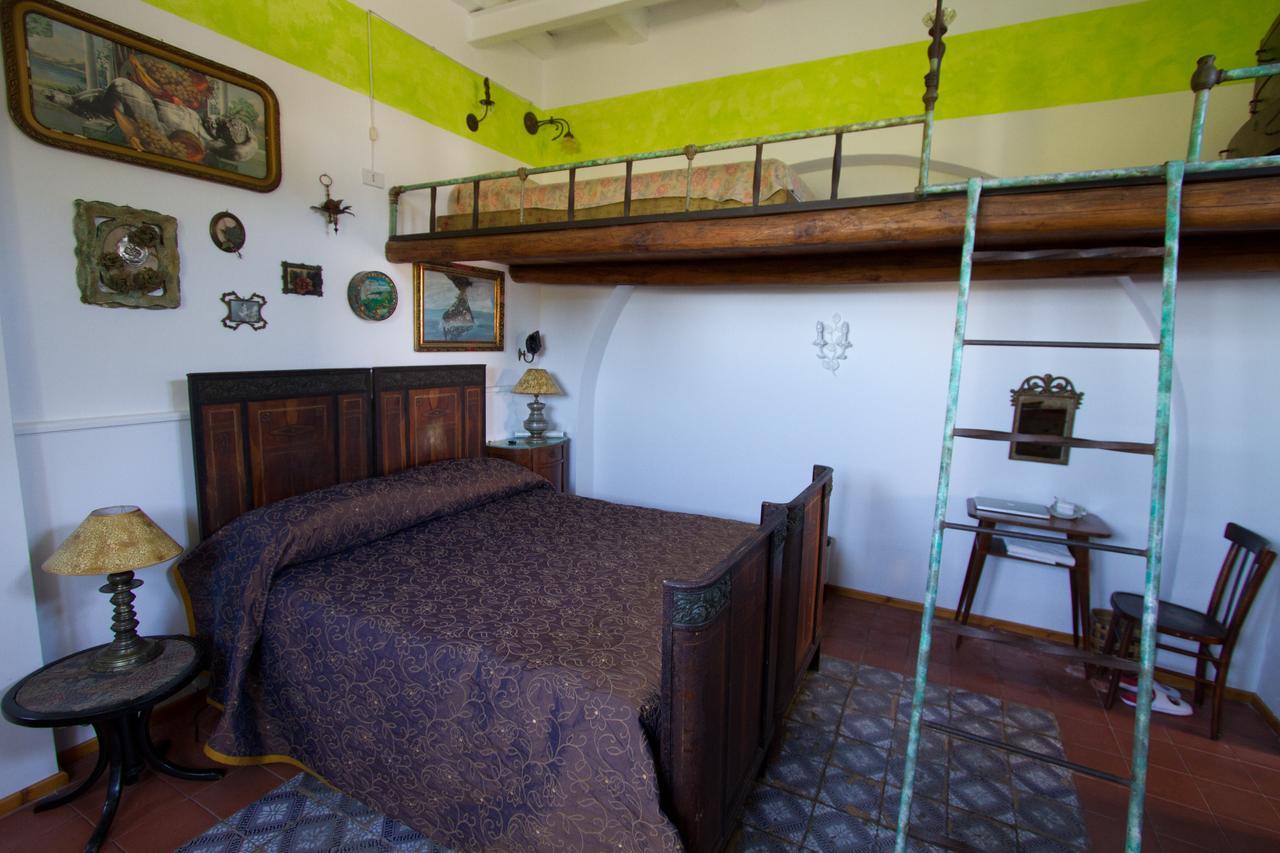 La Locanda Del Barbablu Stromboli Luaran gambar